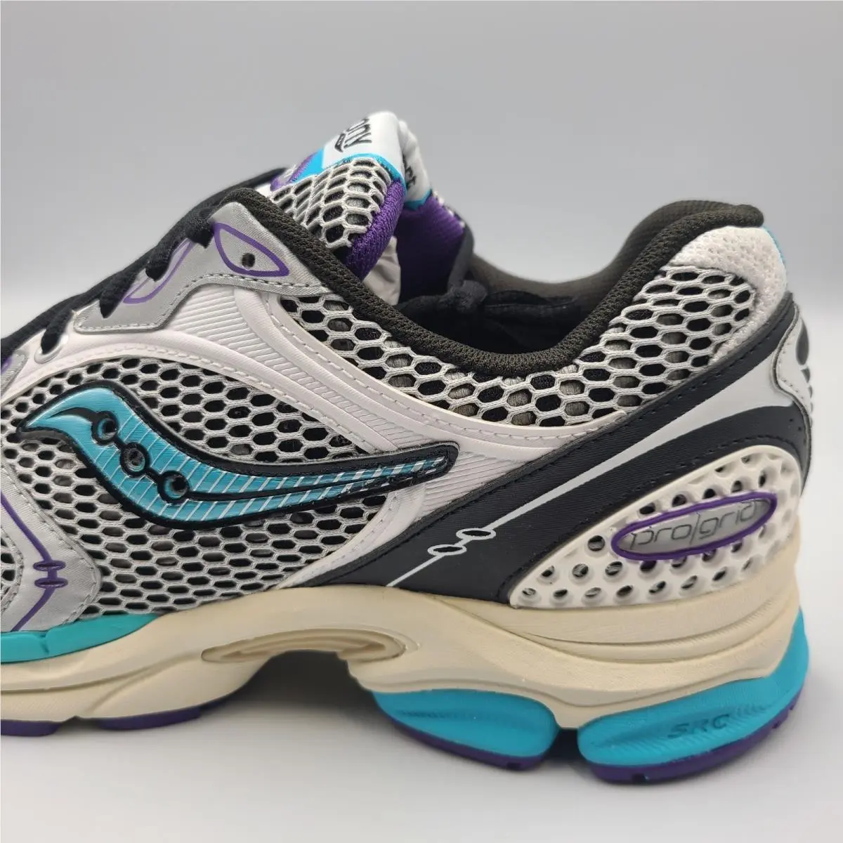 Saucony shoes - Saucony ProGrid Triumph 4 - ProGrid Triumph - S70704-13 - White 4