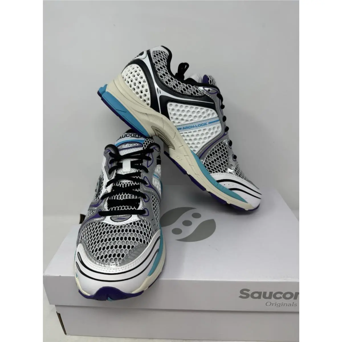 Saucony shoes - Saucony ProGrid Triumph 4 - ProGrid Triumph - S70704-13 - White 0