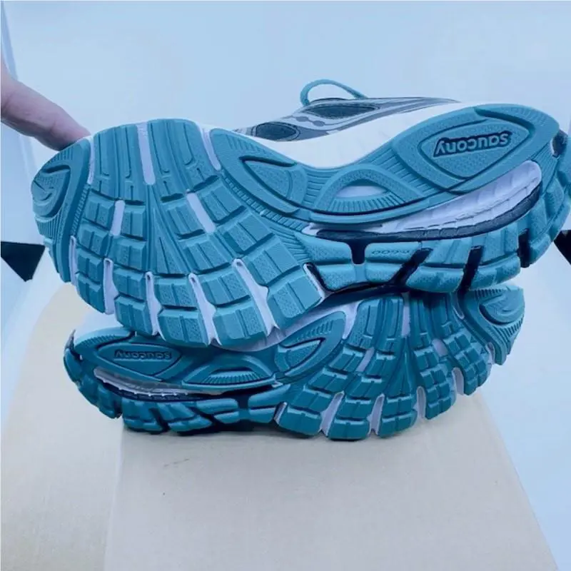 Saucony shoes - Black 1