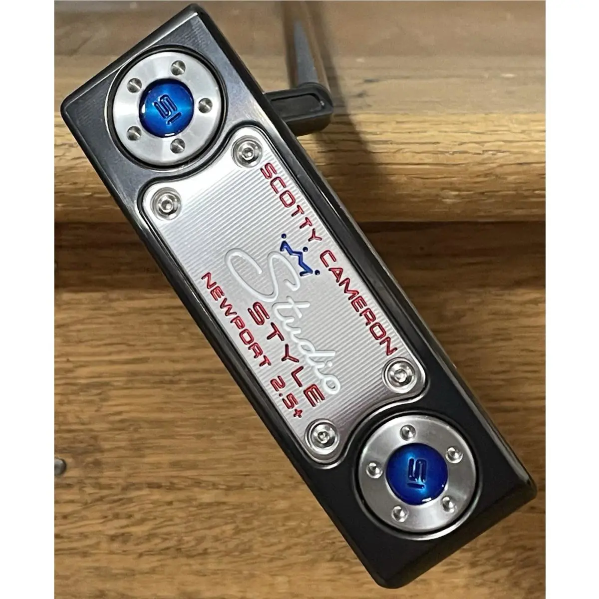 Scotty Cameron  - Studio Style Newport 2.5 Plus - 2025 - Xtreme Dark Finish - DLC - Multicolor, Lie Angle: Black 2