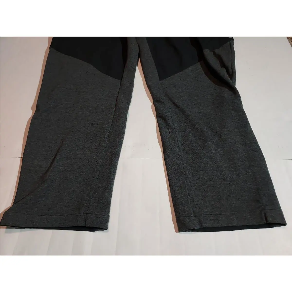 Nike clothing - Dri-FIT - Gray / Black (UPC: 195237771356) 3