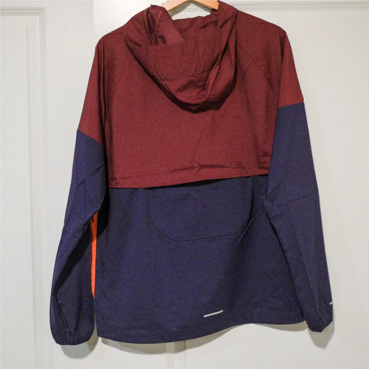 Nike clothing - Multicolor (UPC: 0196968922994) 4