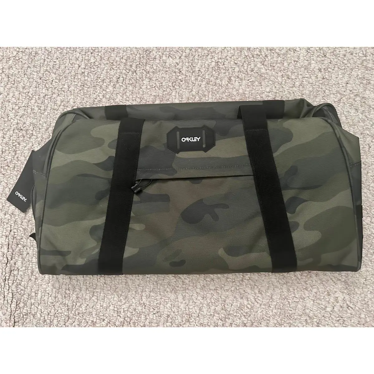 Large 50L Camo Duffle Street Bag - Hand Shoulder Strap Carry by Oakley