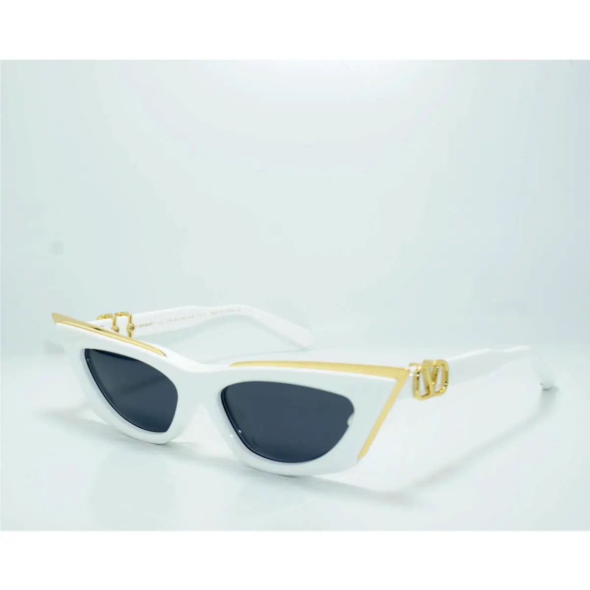 Valentino V- Goldcut I VLS-113D-55 Wht-gld Sunglasses