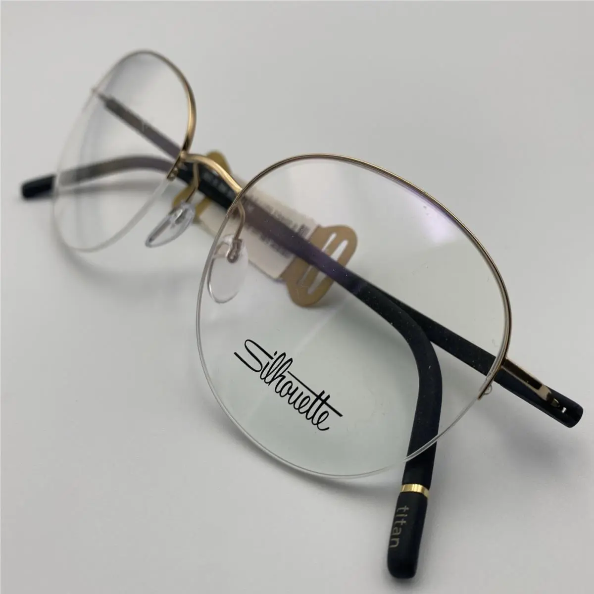 Silhouette Titan Dynamics 5572 7580 Black and Gold Eyeglasses Frame 50 19-145