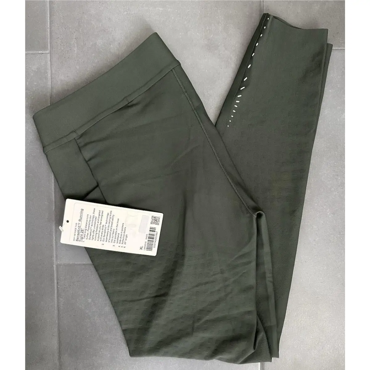 Lululemon clothing - Green 2