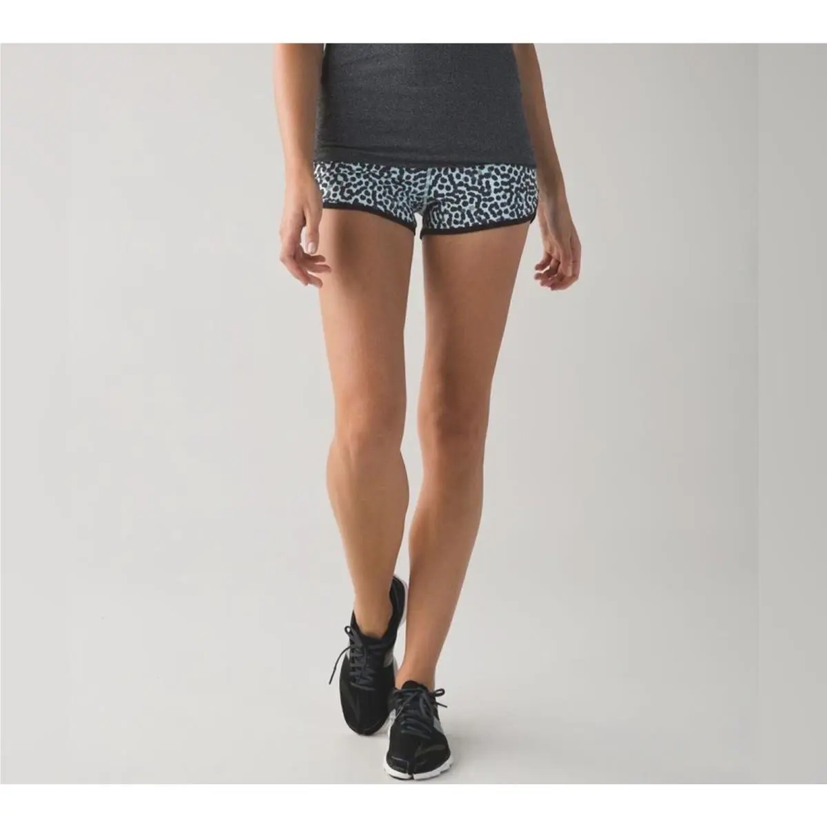 Lululemon clothing - Multicolor 2