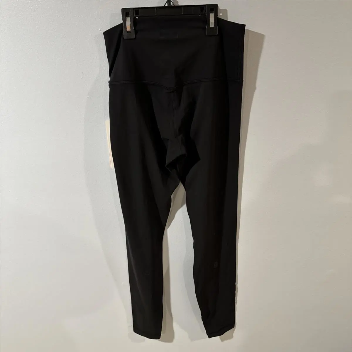 Lululemon clothing - Black 3