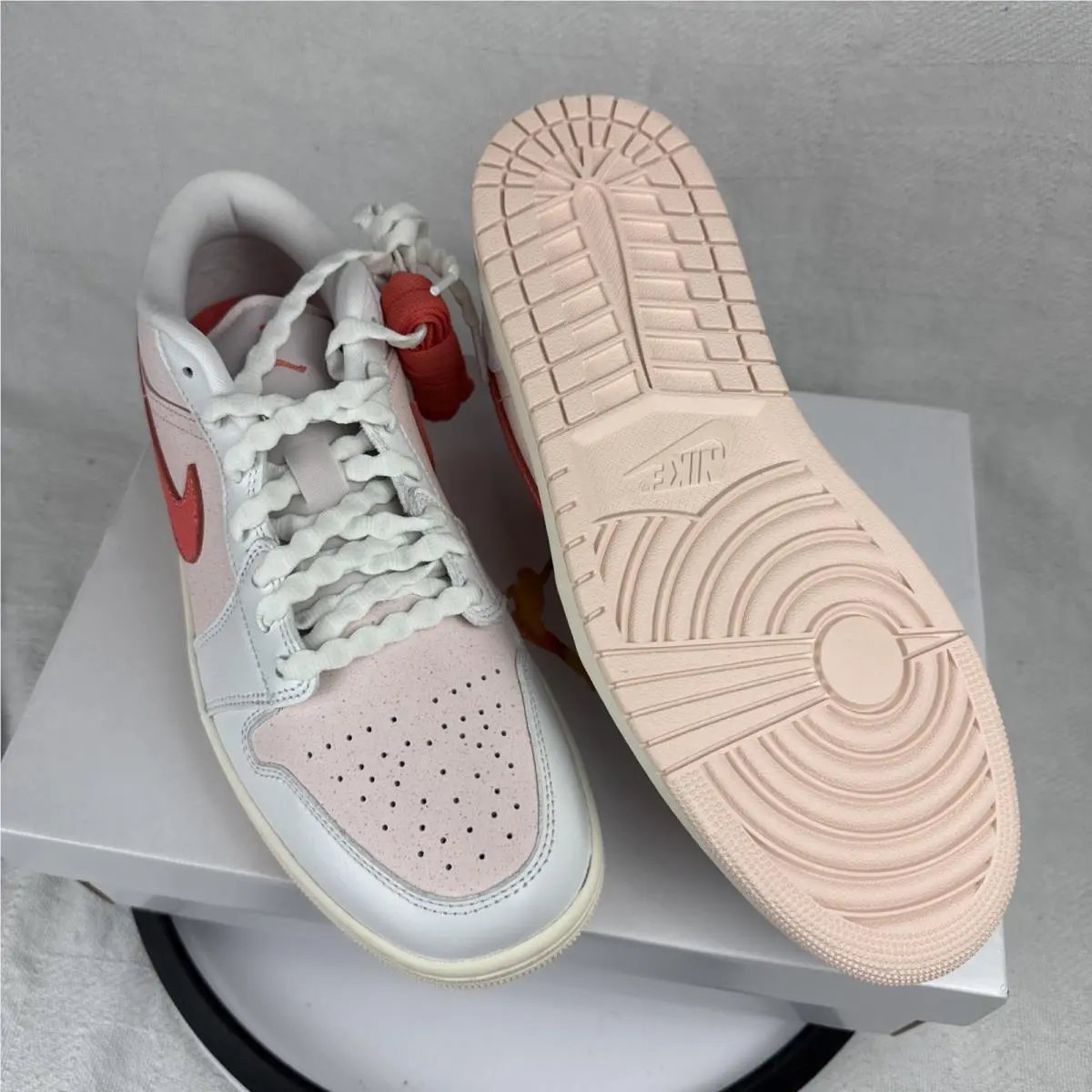 Nike shoes - Air Jordan 1 Low SE - IB8156-133 - Summit White 7