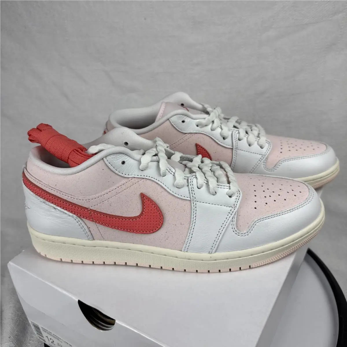 Nike shoes - Air Jordan 1 Low SE - IB8156-133 - Summit White 2