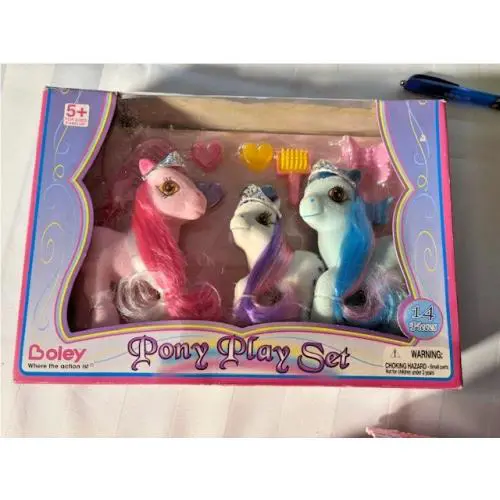 Pinkie Pie Sweetie Belle`s Rainbow Dash - My Little Pony Playset 2010