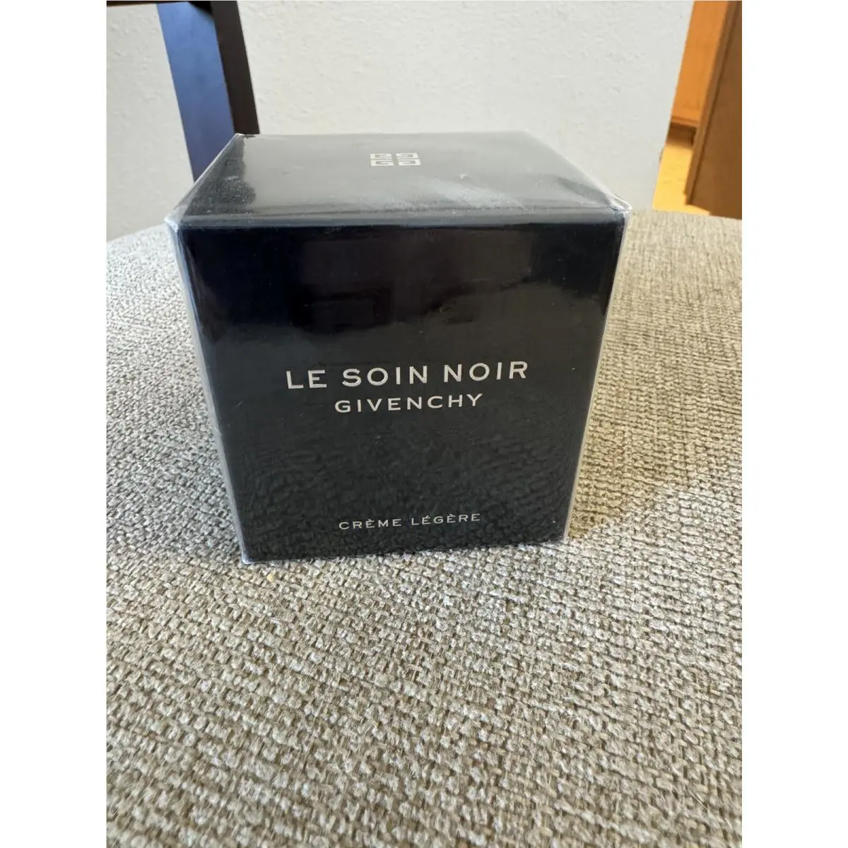 Givenchy Le Soin Noir Light Face Cream Crème Legere 1.7 oz 50mL