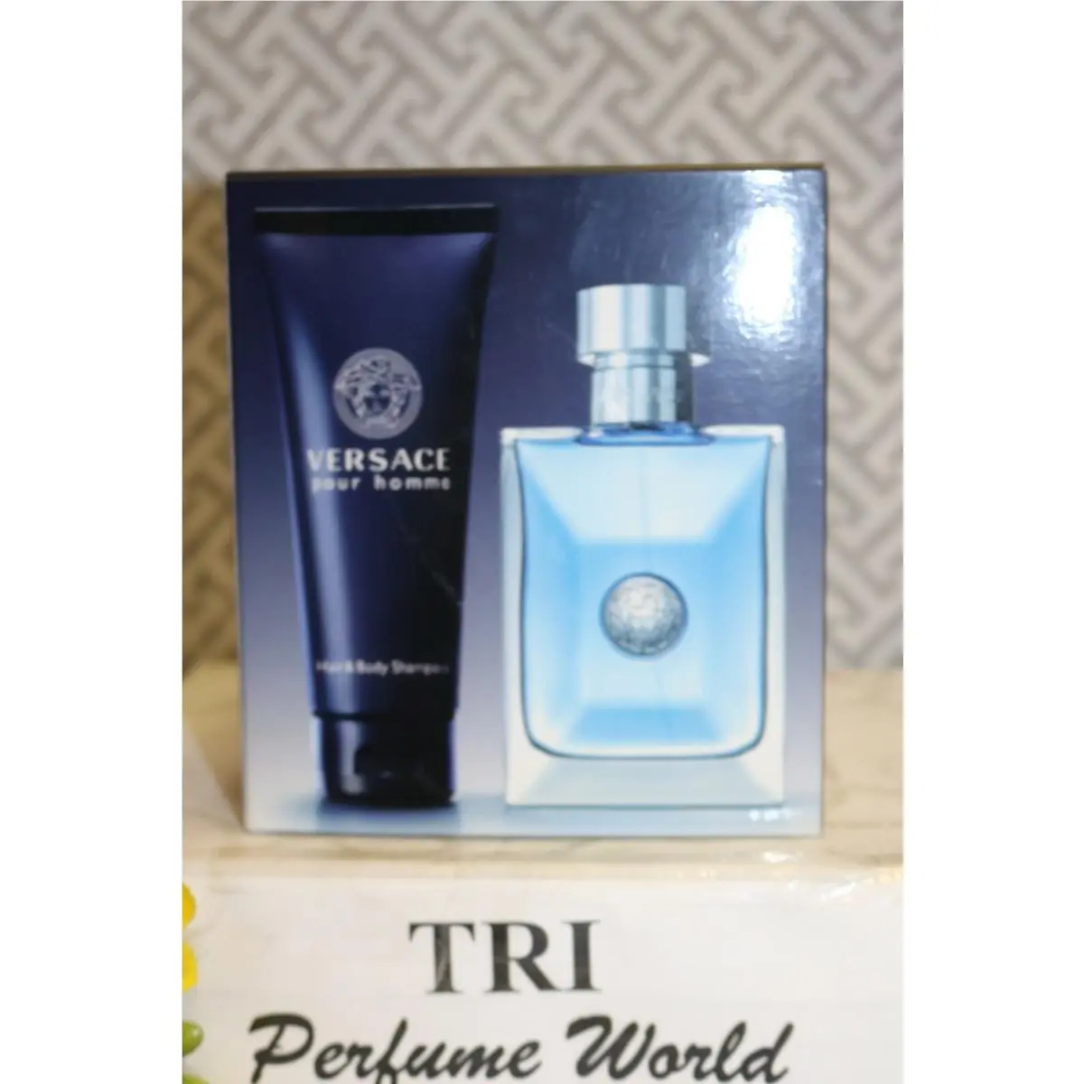 Versace Pour Homme 2 Pcs. Set Eau de Toilette Spray 3.4 oz + Body Shampoo 3.4 oz