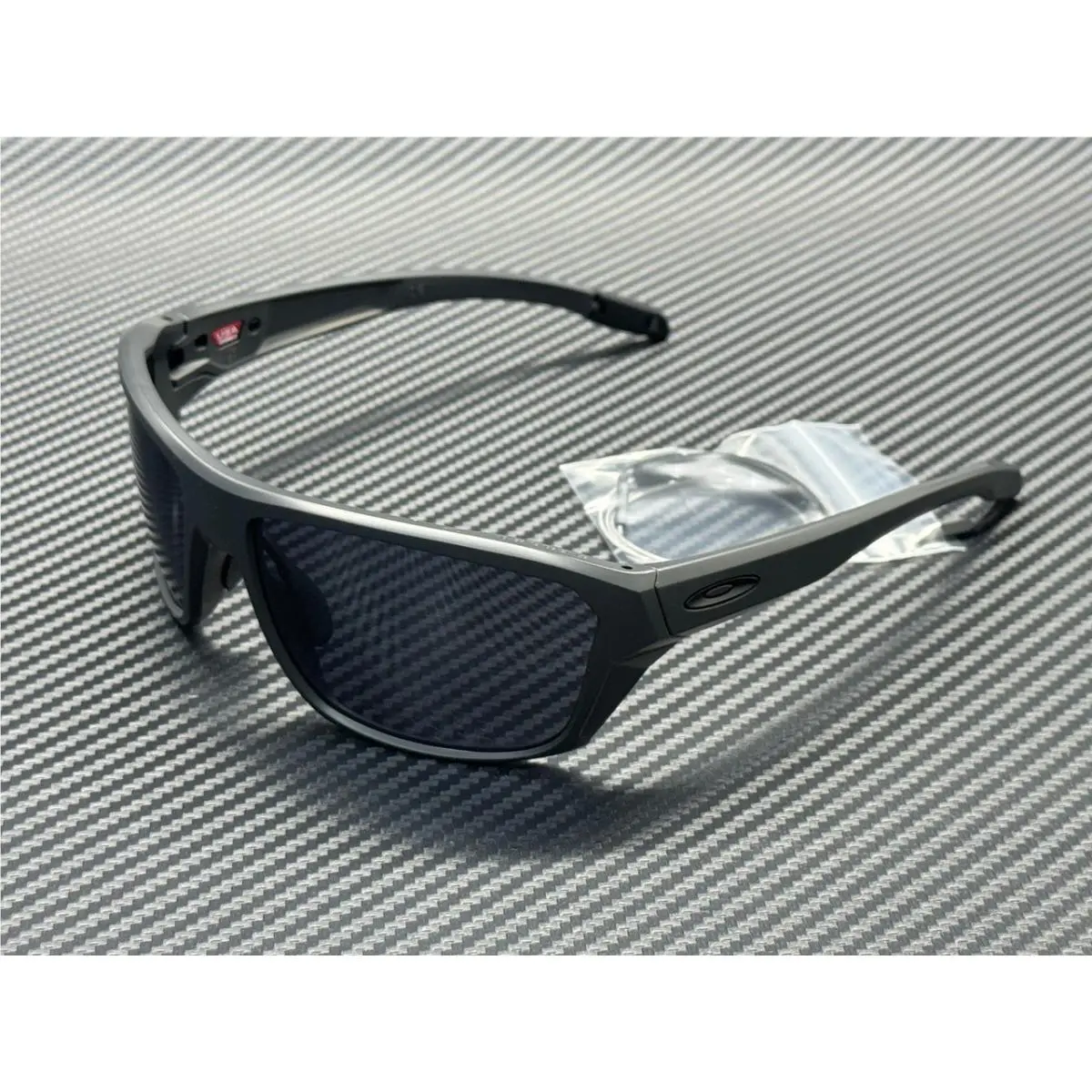 Oakley OO9416 02 Matte Carbon Prizm Black Men`s 64 mm Sunglasses - Frame: Gray, Lens: Gray