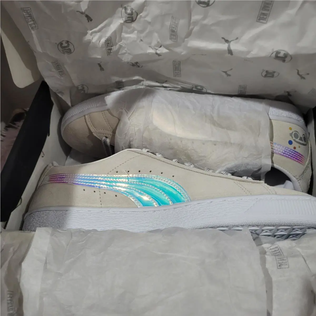 Puma shoes - Puma PolkaDot Man X Classic Iridescent Suede Lace Up - 389538-01 - Beige 9
