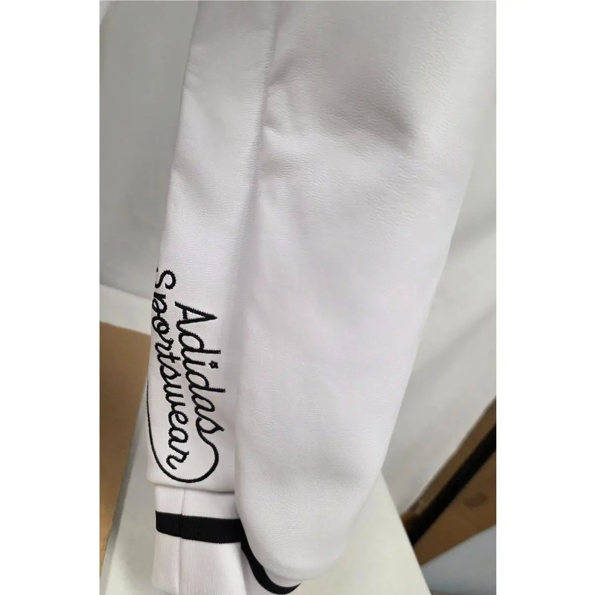 Adidas clothing - HY1290 - HY1290 - White 1