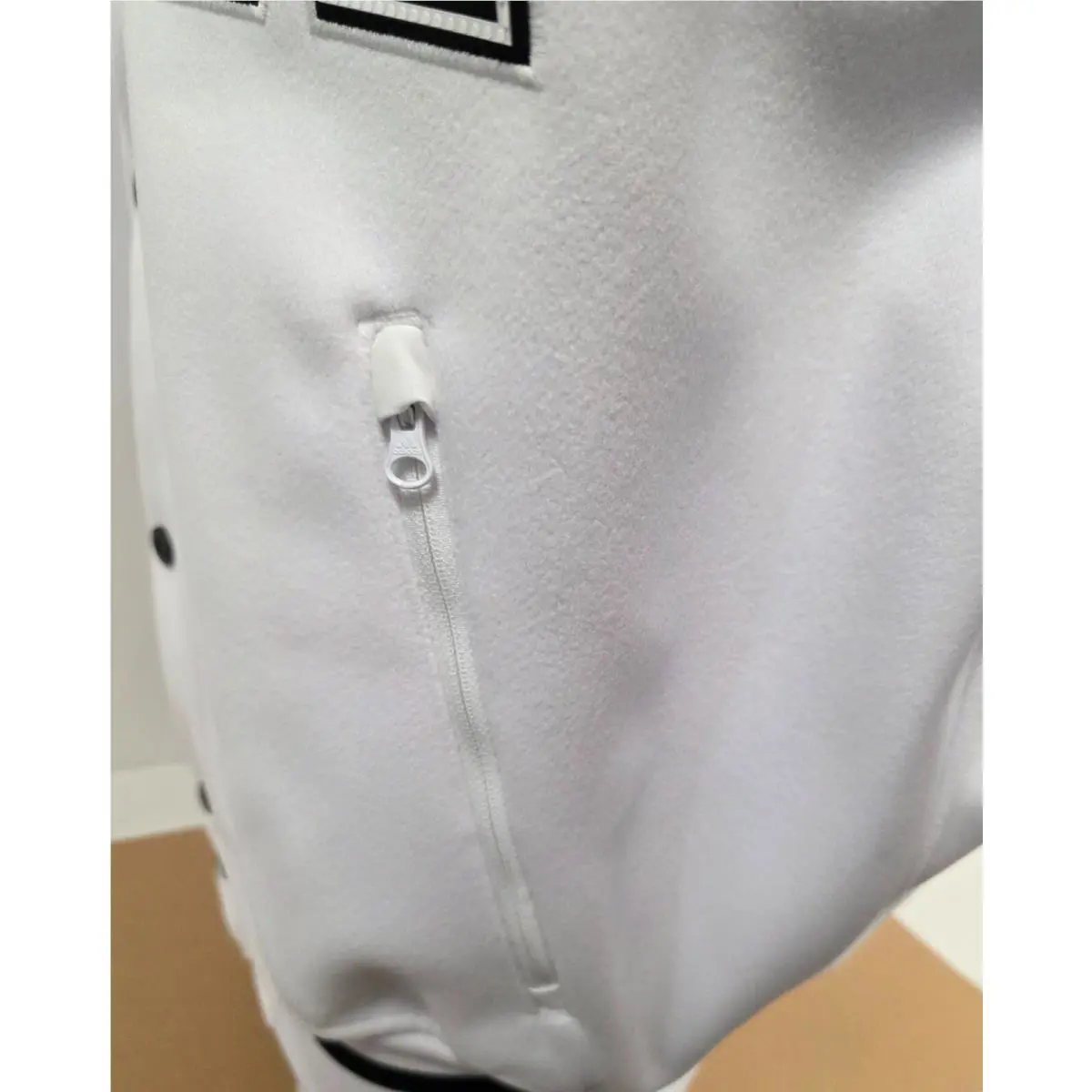 Adidas clothing - HY1290 - HY1290 - White 3