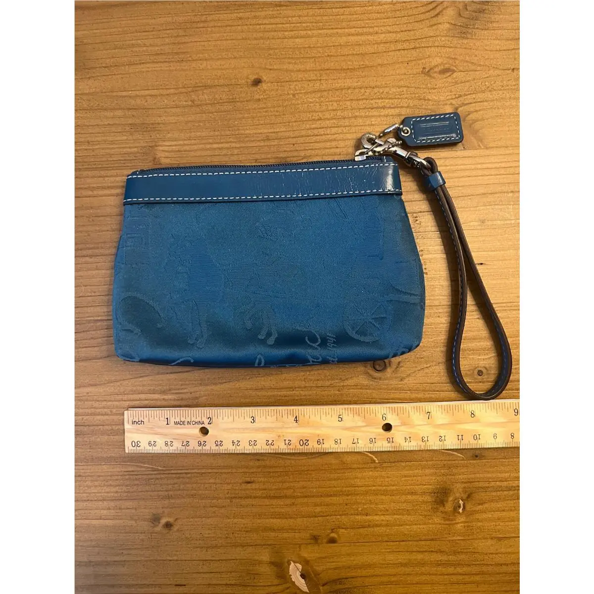 Coach Horse and Carriage Buggy Logo Pleated Wristlet Blue Teal Rare