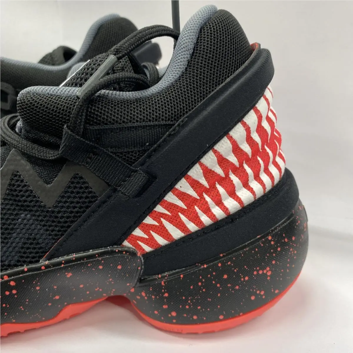 Adidas shoes - adidas D.O.N. Issue #2 - Issue - FW8750 - Black 2