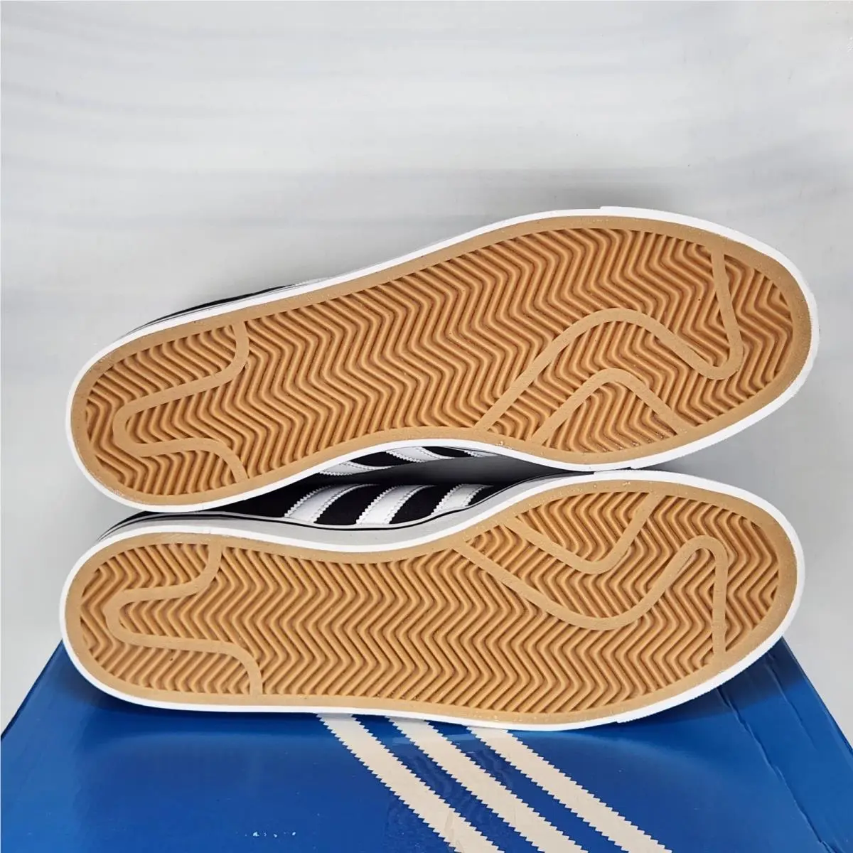 Adidas shoes - adidas Campus - Campus - ID1372 - Black, Manufacturer: Core Black/Cloud White/Gum (UPC: 196478195109) 4