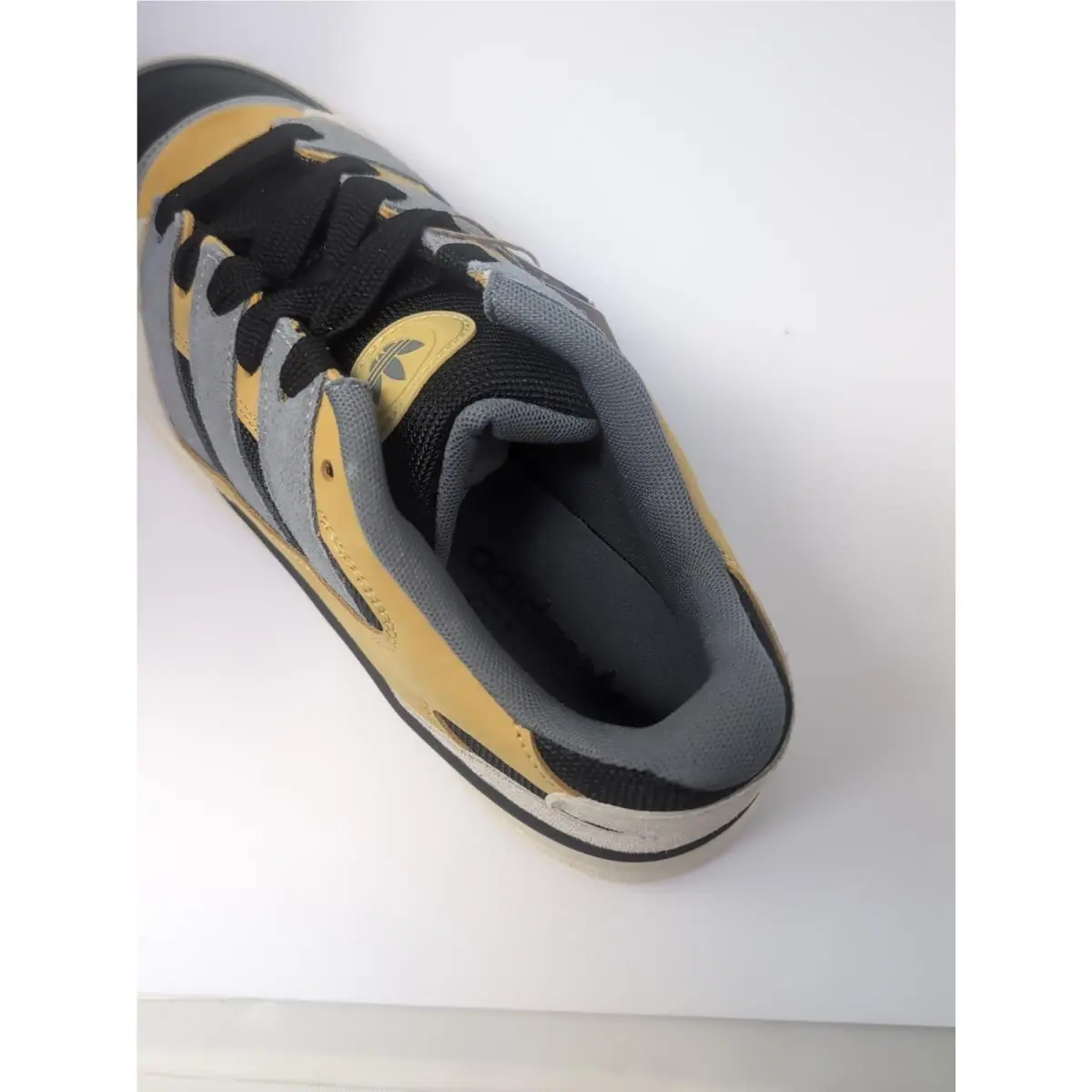 Adidas shoes - adidas Originals - Originals - JS3158 - Core Black / Oat / Off White 3