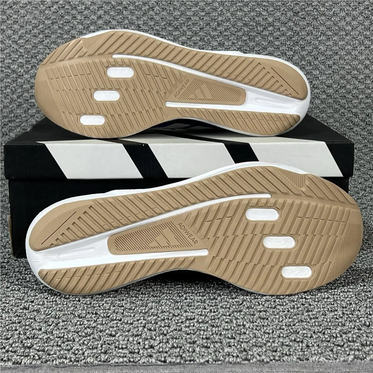 Adidas shoes - adidas Running - Running - JR0867 - Blue 10