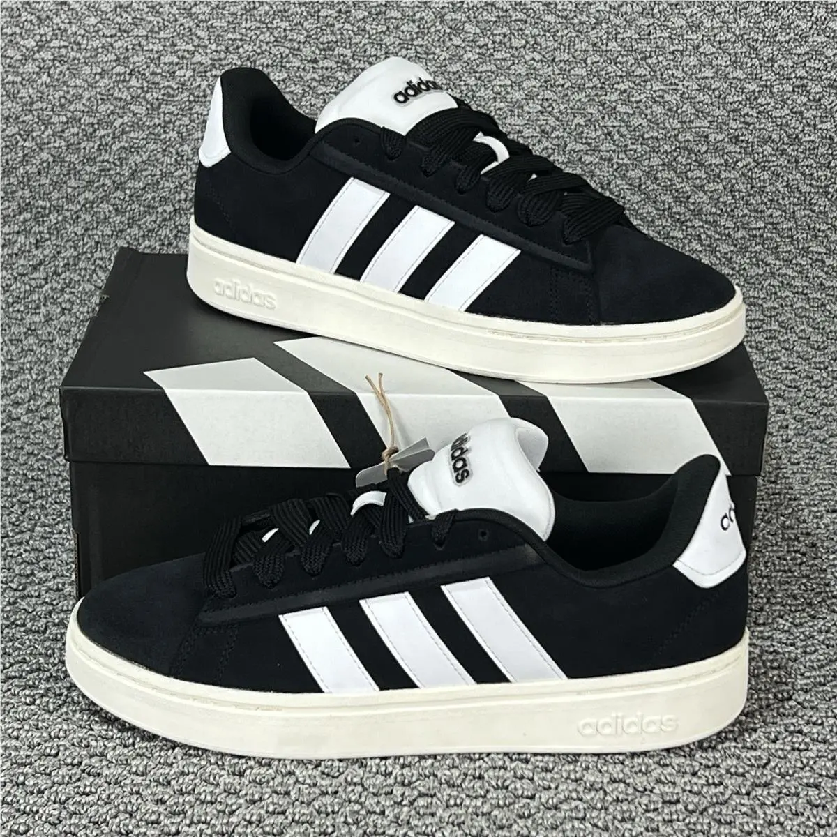 Grand Court Alpha 00s Men’s Size 10 JH7235 Black White Shoes Sneakers by Adidas