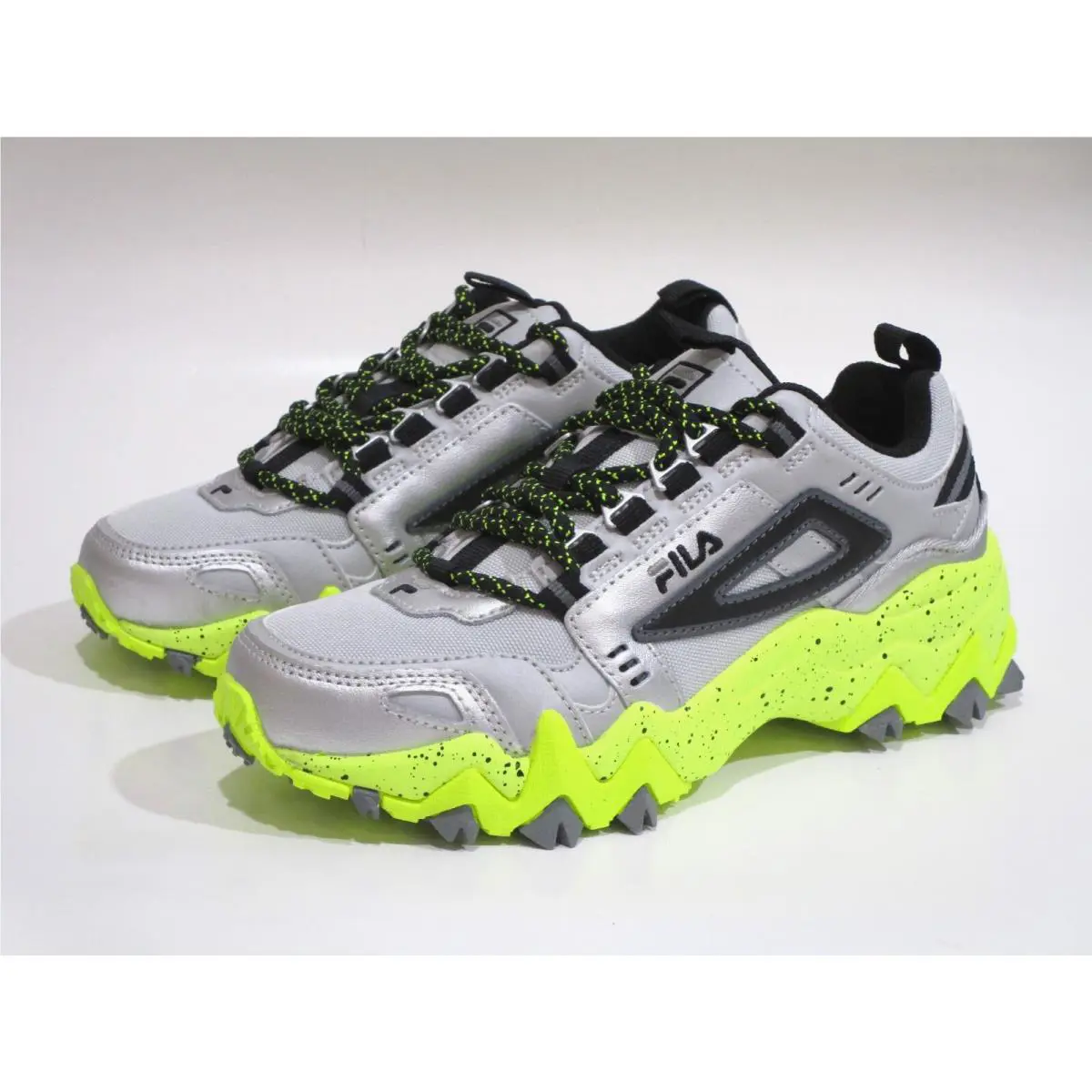 Fila shoes - Fila Oakmont TR - Oakmont - 5JM01623-055 - Multicolor 4