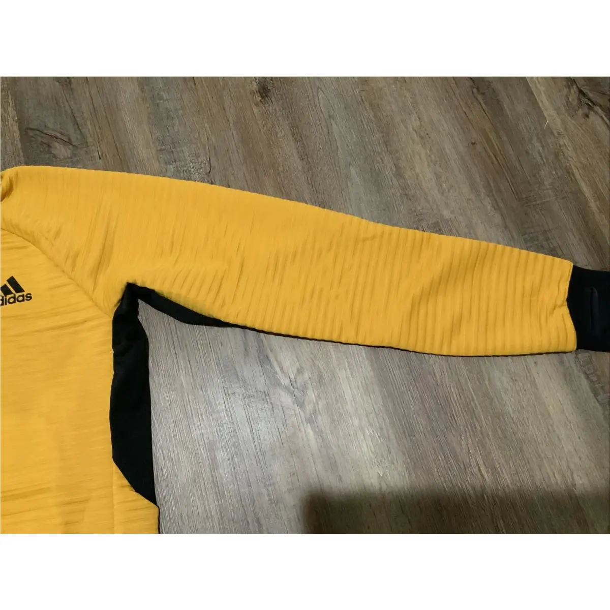 Adidas clothing - Yellow (UPC: 0191983020731) 3