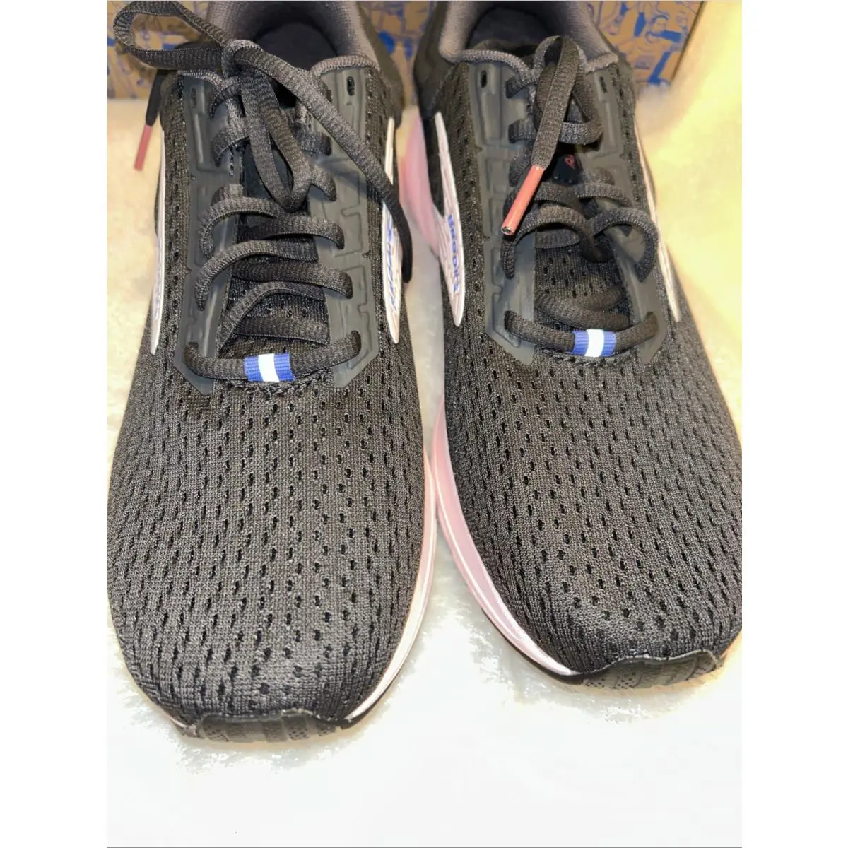 Brooks shoes - Brooks Anthem - Anthem - 1204031b028 - Pink 1