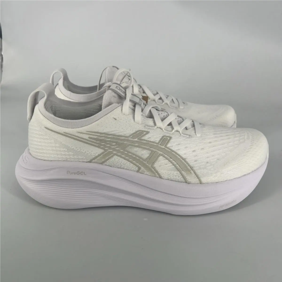 Reebok shoes - 27 - EUR40 - White (UPC: 0197298669528) 1