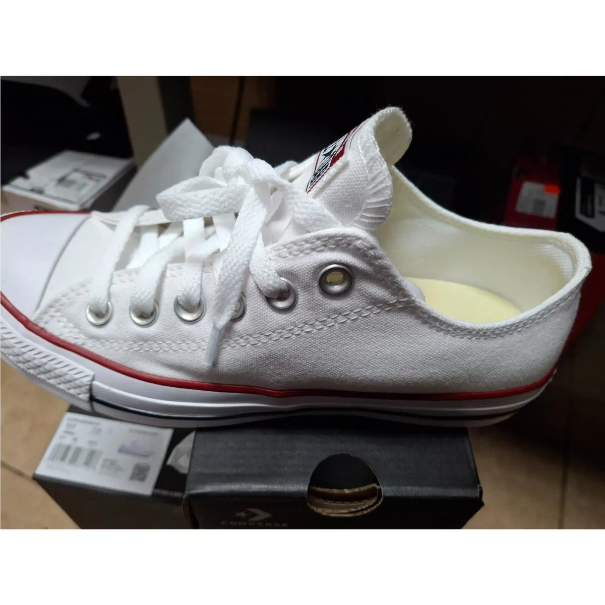 Converse shoes - White 2