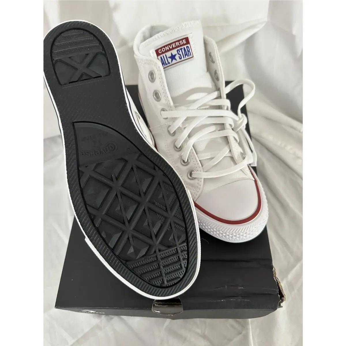 Women`s Converse Ctas Madison Mid Sneakers Size 8M White 563511F