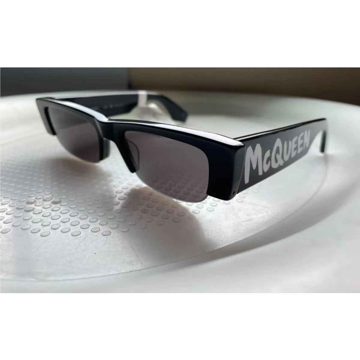Alexander Mcqueen AM0404S Sunglasses Womens in Black 54-18-150