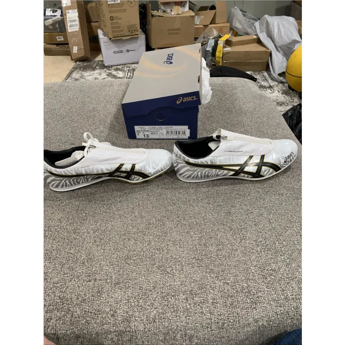 Asics shoes - Cyber Jump London - Cyber Jump London - White/Black/Gold 1