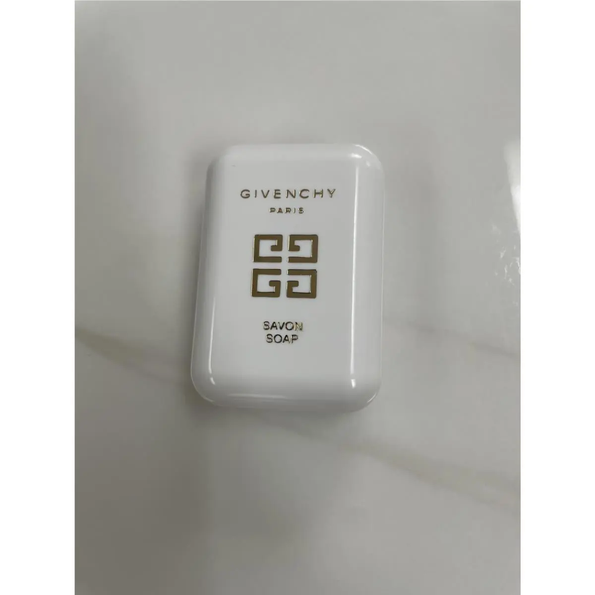 Givenchy 30ML Shampoo Bar