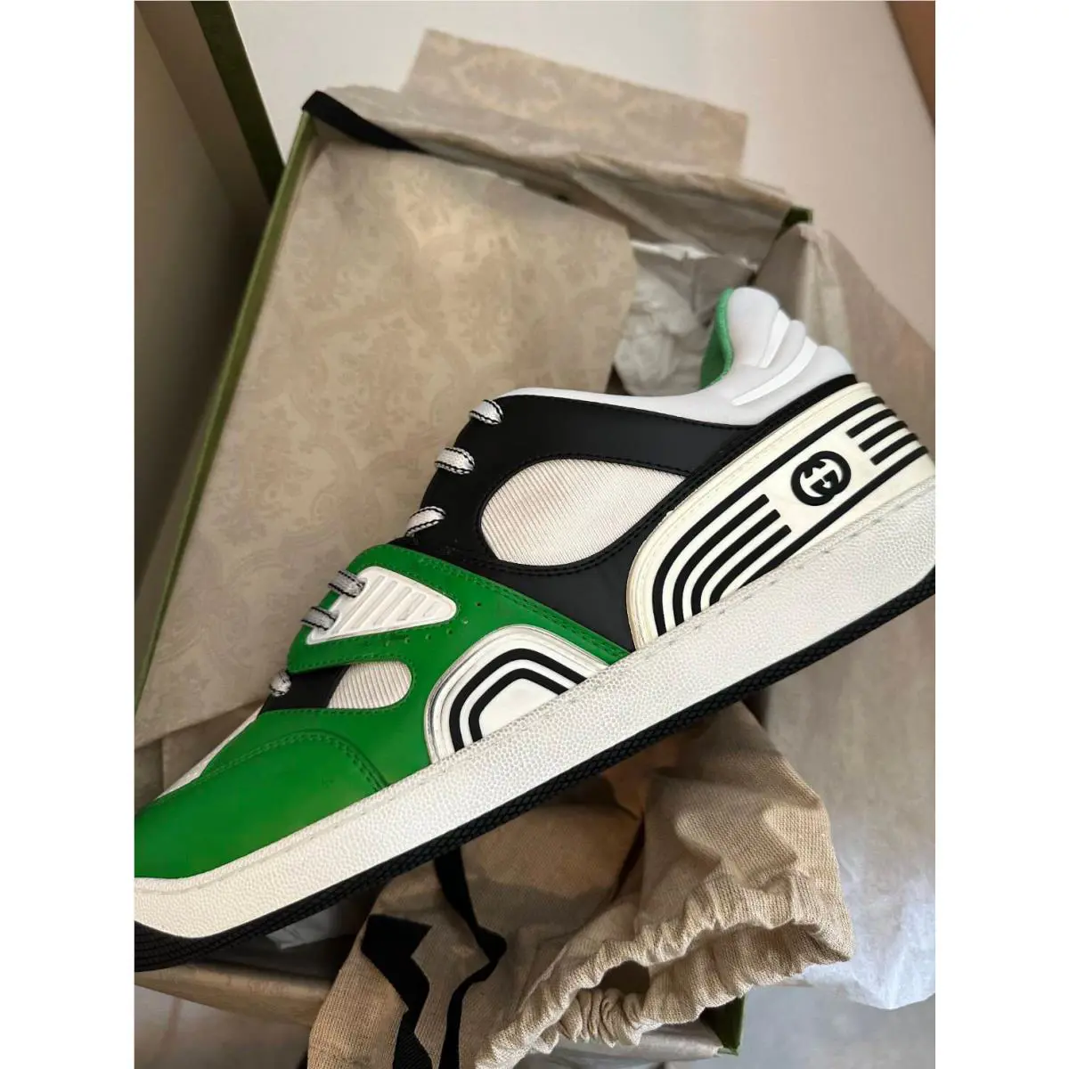 Gucci Basket Demetra Distressed Men`s White/green Sneakers Size 13