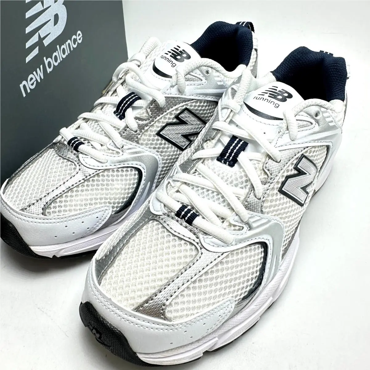 New Balance 530 White Silver Navy Men`s Sport Shoe MR530SG sz 4.5-8.5