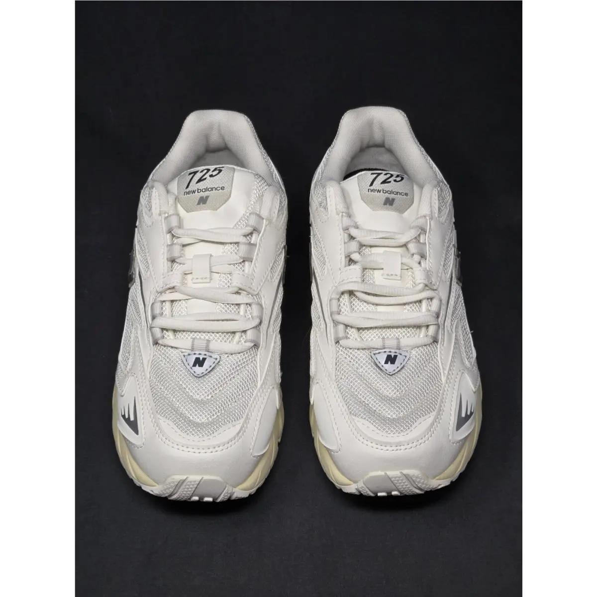New Balance shoes - New Balance 725 - ML725CA - Beige 12