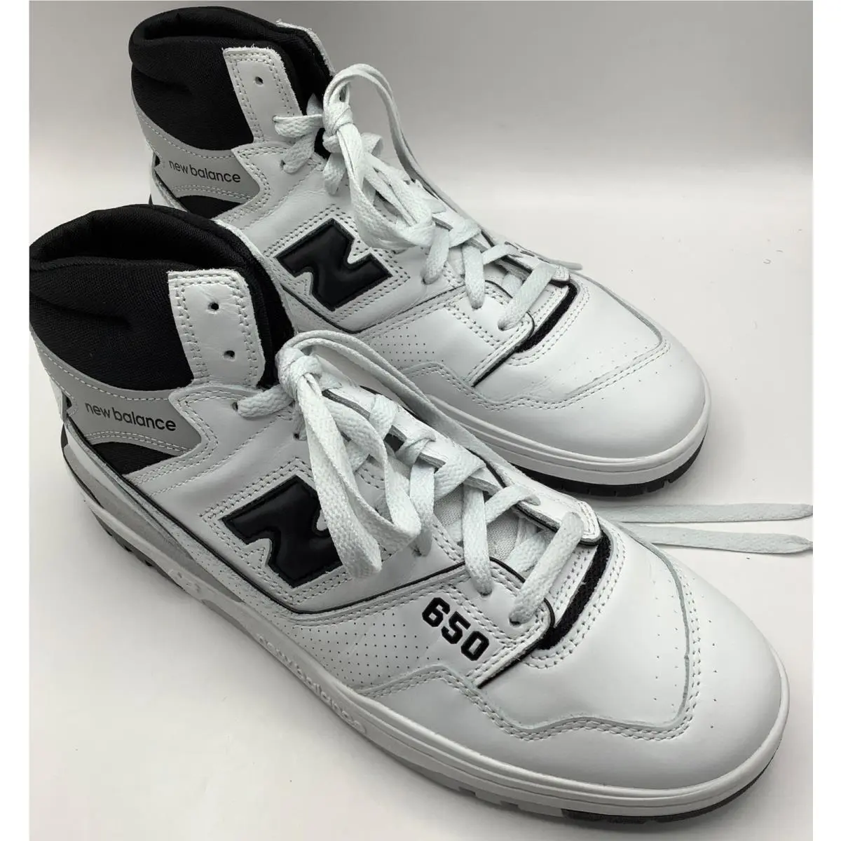 New Balance Men`s Size 9.5 650 Shoes White Black BB650RCE