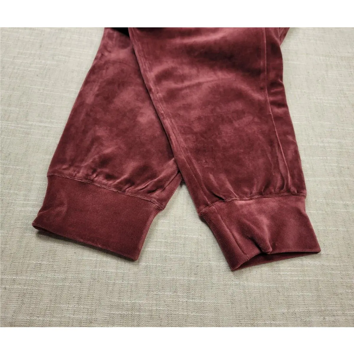 Puma clothing - Maroon Gold 8