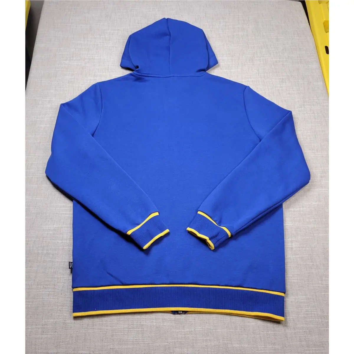Puma clothing - Blue Yellow 7