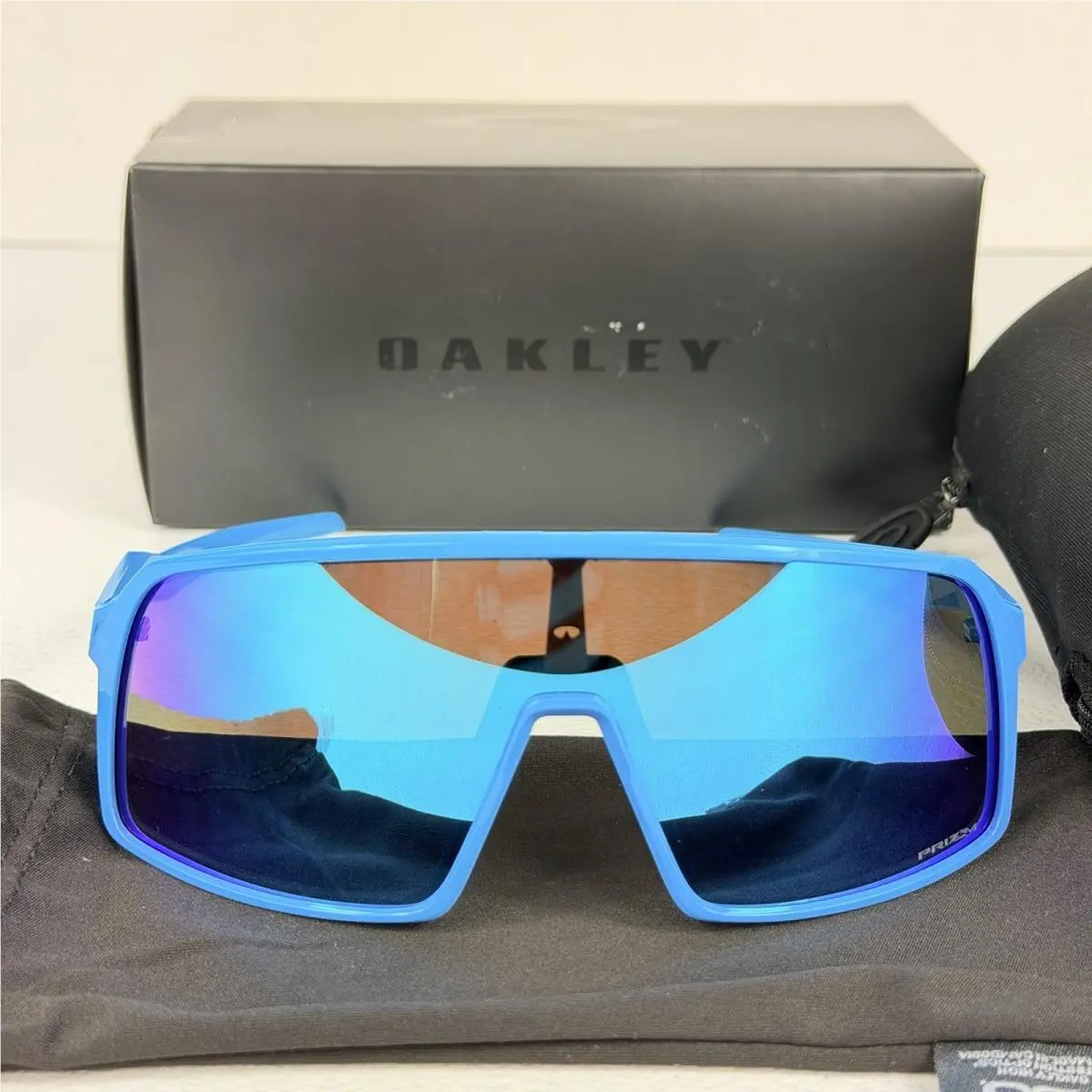 Sutro Sunglasses OO9406-0737 Sky Blue Frame Prizm Sapphire Lens by Oakley