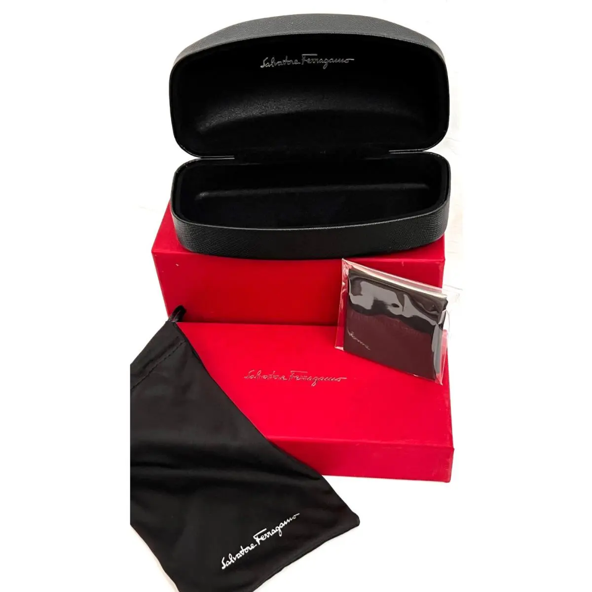 Salvatore Ferragamo Black Eyeglasses/sunglasses Case w Cloth and Box 72