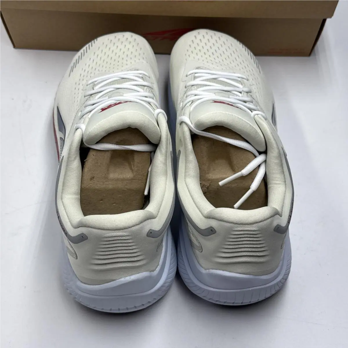 Altra shoes - Via Olympus - Via Olympus - AL0A82CR140 - White (UPC: 0196573172845) 2