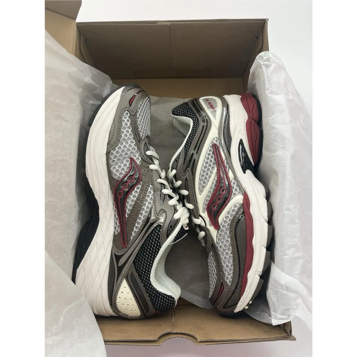 Saucony shoes - Saucony Progrid Omni 9 - Progrid Omni - S70739-6 - Brown / Red 0