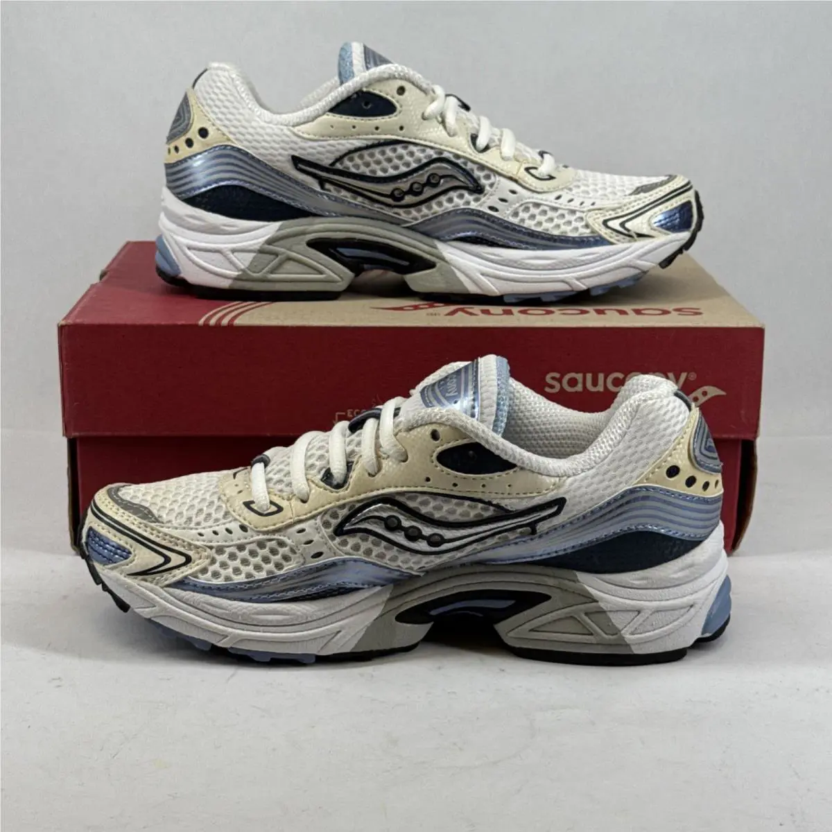 Saucony shoes - Saucony Grid Fusion - Grid Fusion - 15063-2 - White 7
