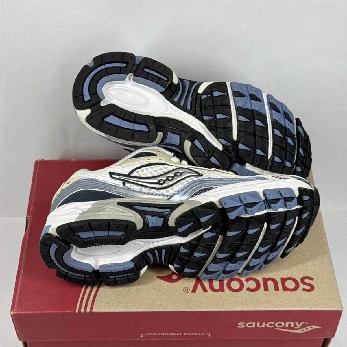 Saucony shoes - Saucony Grid Fusion - Grid Fusion - 15063-2 - White 3