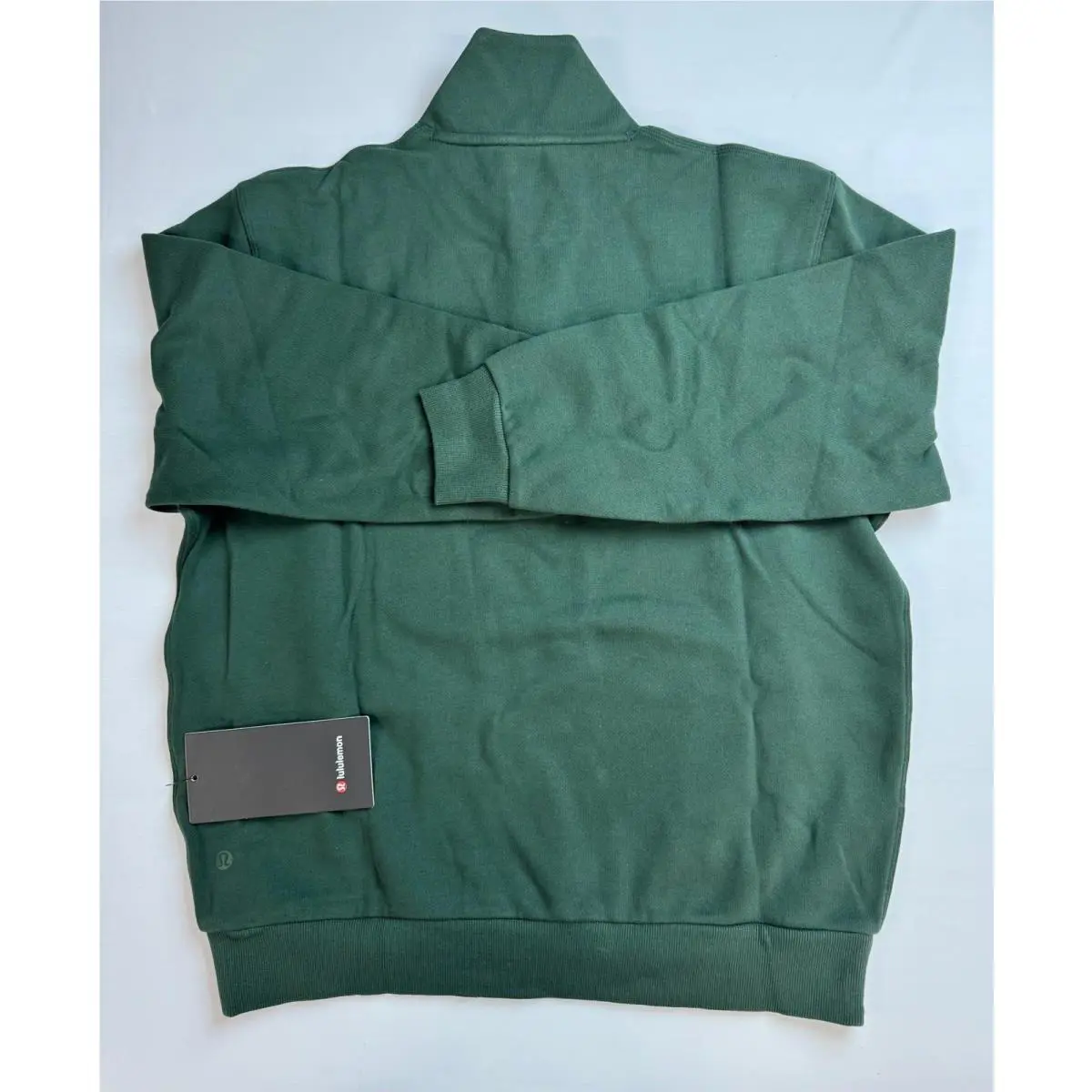 Lululemon clothing - Legacy Green 1