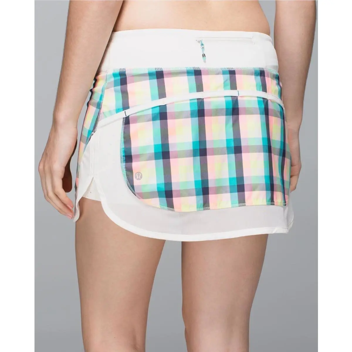 Lululemon - Skirt - Hotty Hot - Size 06 - Wee Wheezy Check Bleached Coral